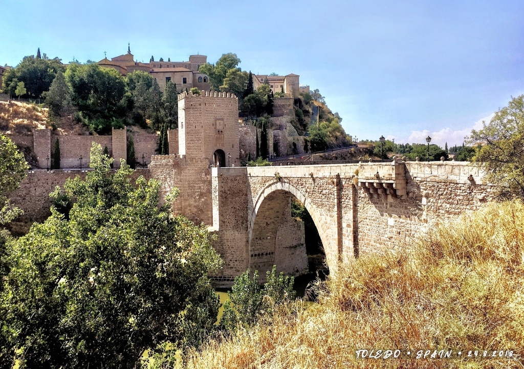 西班牙·托萊多 Toledo | (3) 城外回望古城風光