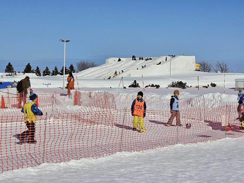 北海道之旅 (D2)｜札幌｜札幌朝市和市場商店街、TSUDO