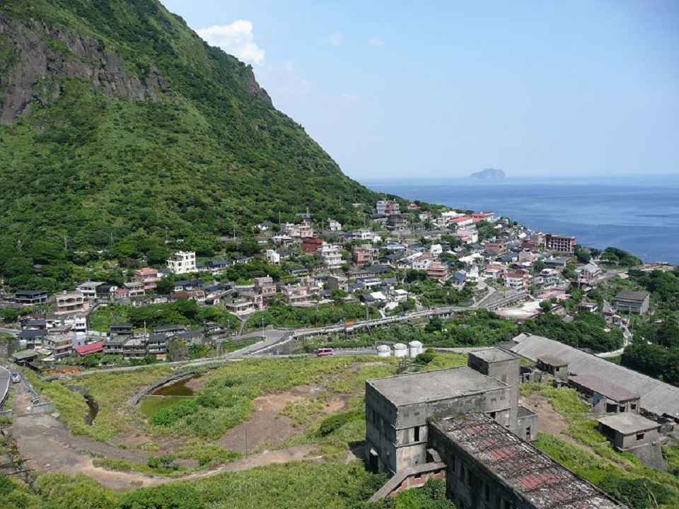 九份景點,九份交通,九份美食,九份景點推薦,九份交通資訊,九份美食推薦,九份景點特色,九份交通指南,九份美食地圖 鄰近知名九份景點,便利的九份交通,享受獨特的九份美食!搭乘九份交通接駁車至黃金博物館園內,九份金瓜石金礦餐旅會館邀請您一同遊覽九份景點,嚐盡九份美食!