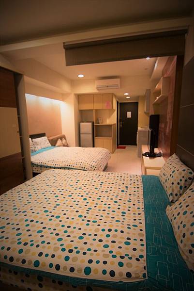 608-inside.jpg 608-inside.jpg