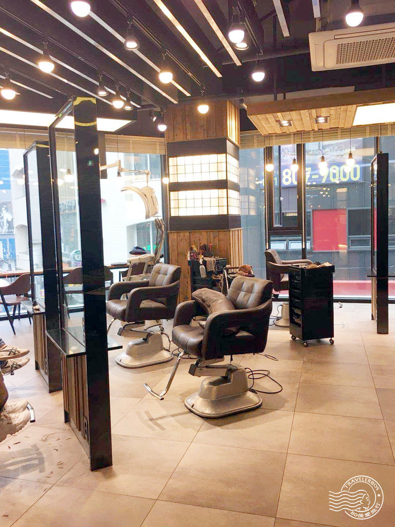 32 AJ Hair (39)_MFW.jpg 32 AJ Hair (39)_MFW.jpg