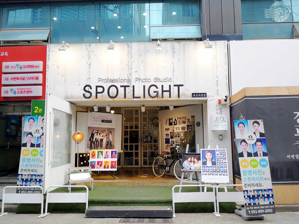 33 西面spotlight 證件相 (37)_MFW.jpg 33 西面spotlight 證件相 (37)_MFW.jpg