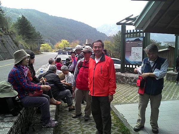 玉山登山口-排雲服務區