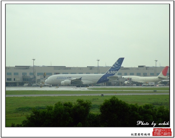 AIRBUS A380-841 CN 007 F-WWJB10.jpg