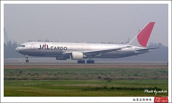 JAL JA623J貨機.jpg