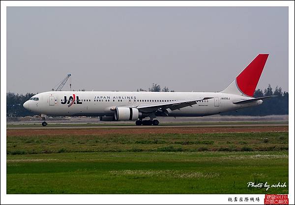 JAL JA606J客機.jpg