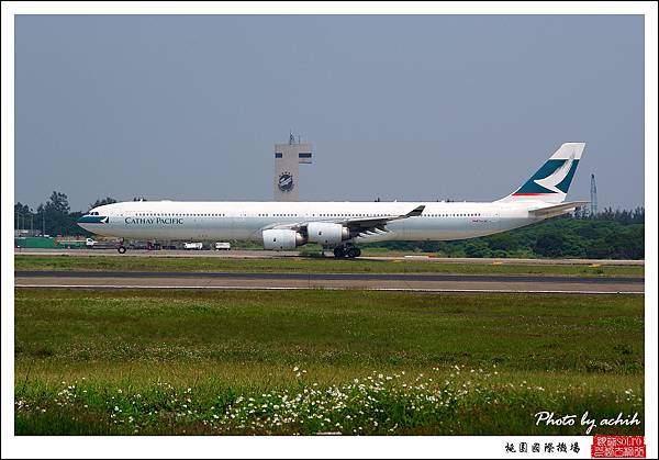 國泰航空B-HQC客機02.jpg