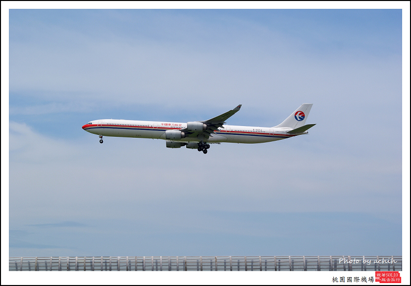 中國東方航空B-6053客機.jpg