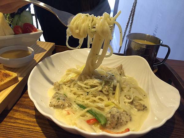 S__36200551 S__36200551