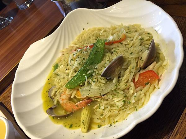 S__36200548 S__36200548