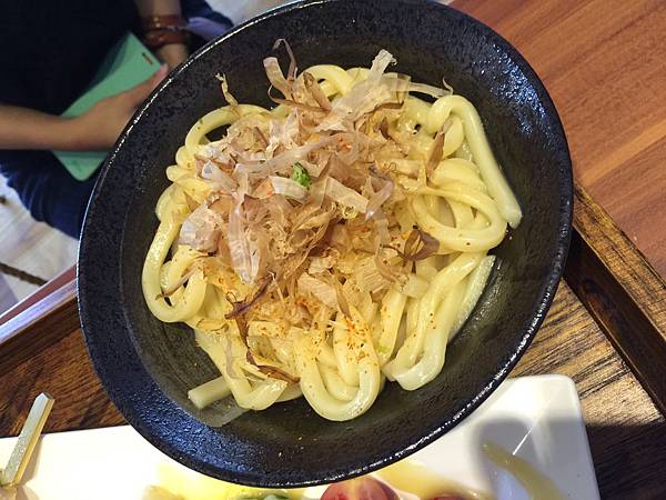 S__36200560 S__36200560