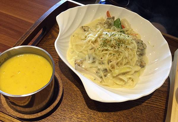 S__36200549 S__36200549