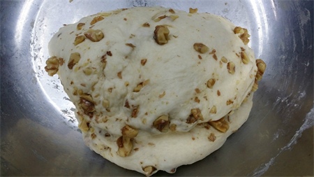 Walnut Cheese Bread 4