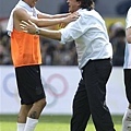 capt_d32962988dd043d4be8d8331cdac3df9_beijing_olympics_soccer_mens_final_olyso239.jpg