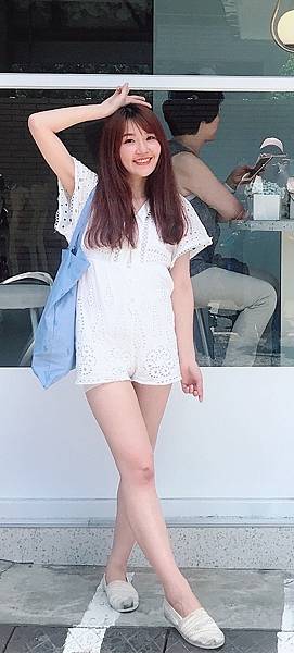 (全身照2)16810208135黃宜蘋.jpeg (全身照2)16810208135黃宜蘋.jpeg