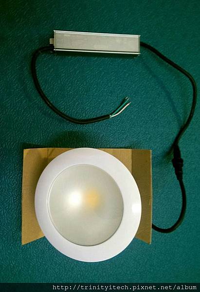 Downlight-30W-MOSO Driver-3000K-Made in Taiwan-IP65