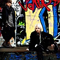 news_large_VAMPS_20101213.jpg