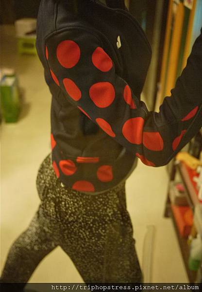 Red Dotted Jacket  紅色大圓點外套