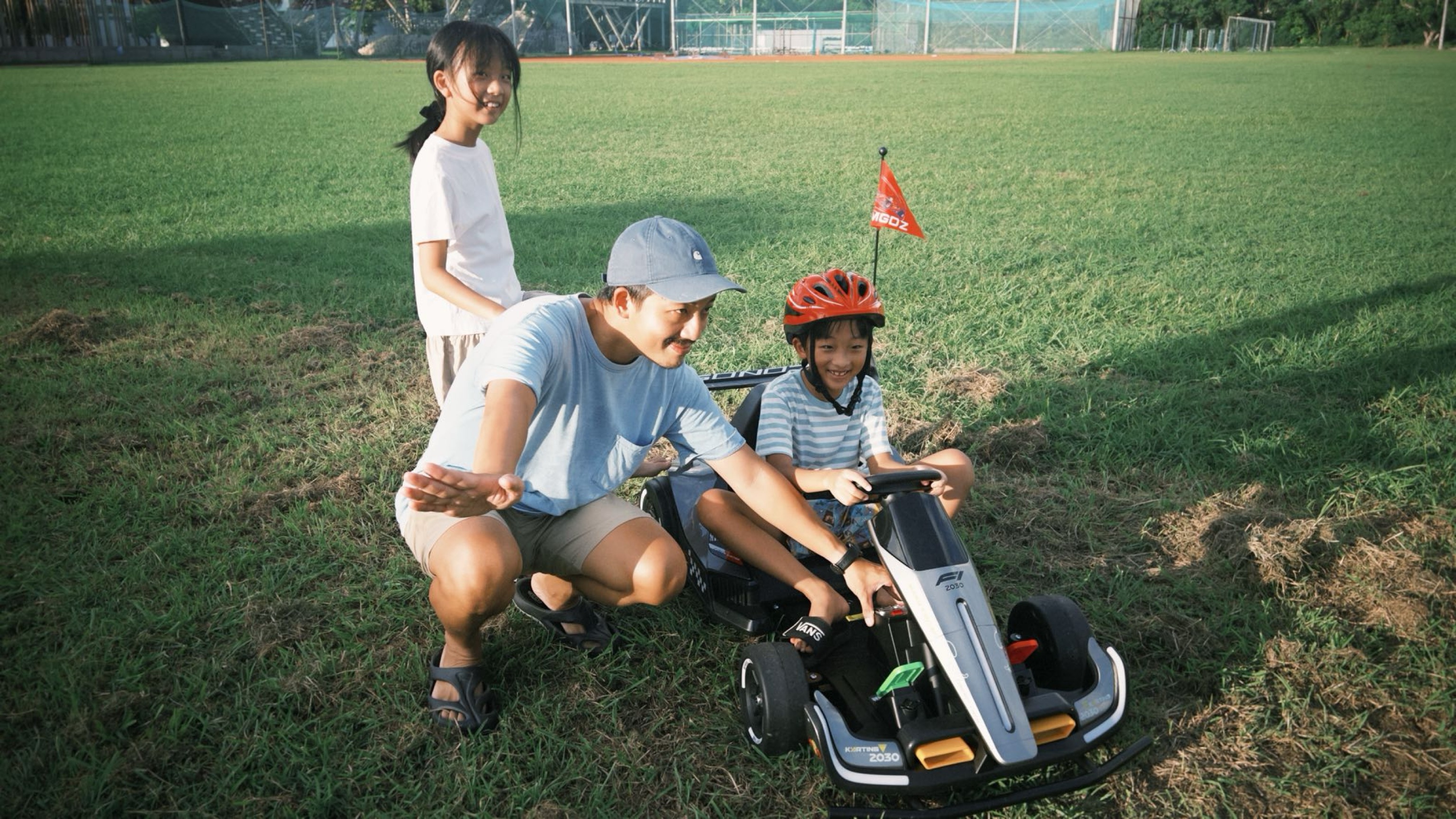 聰明媽咪兒童超跑電動車、SKR、MG2030飄移卡丁車🏎️實