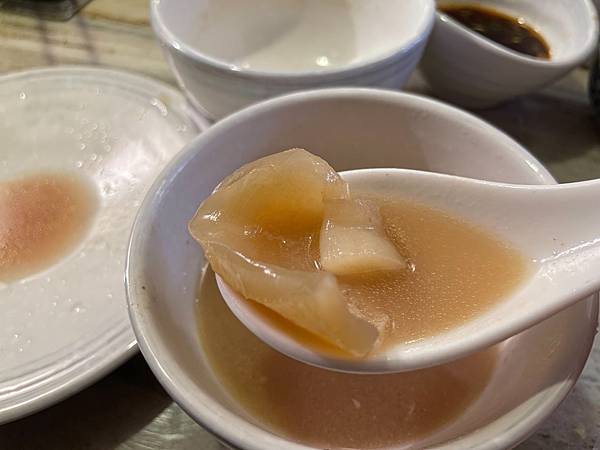 慶祝媽媽生日～雞湯鍋的天花板 如嬌花膠雞鍋物 食記