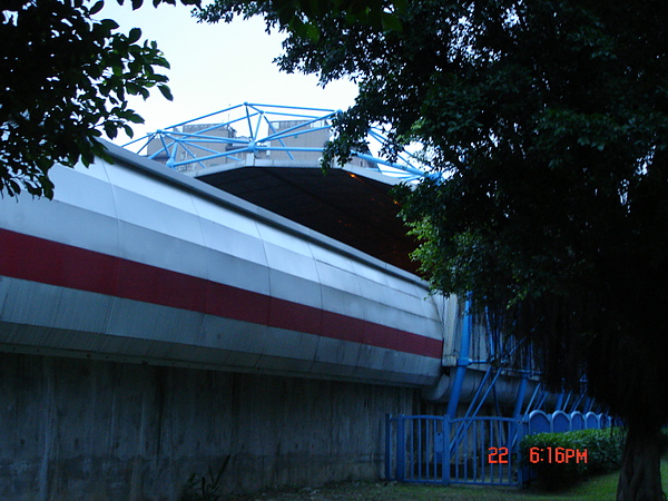 20100422捷運紅線出土口