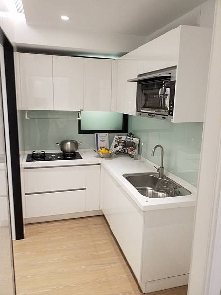 立信新月天地 預售屋格局圖 新北板橋重劃區.jpg 立信新月天地 預售屋格局圖 新北板橋重劃區.jpg