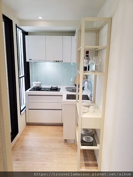 新北市土城區-中德建設-金城舞N5_G1_21坪2+1房_廚房 旁是陽台.jpg 新北市土城區-中德建設-金城舞N5_G1_21坪2+1房_廚房 旁是陽台.jpg