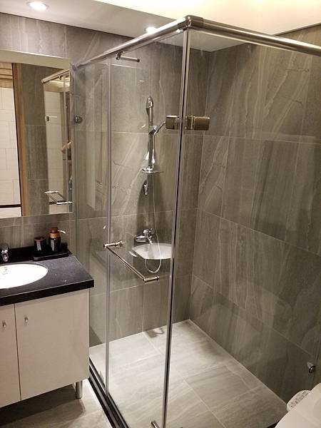 新北市土城區-中德建設-金城舞N5_G3_25坪3房_廁所.jpg 新北市土城區-中德建設-金城舞N5_G3_25坪3房_廁所.jpg