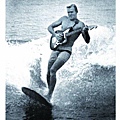 Fender樂器公司以衝浪搖滾作為主打的廣告