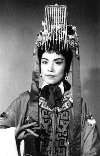 《则天皇帝》金采风饰武媚（武则天） 1959年.jpg