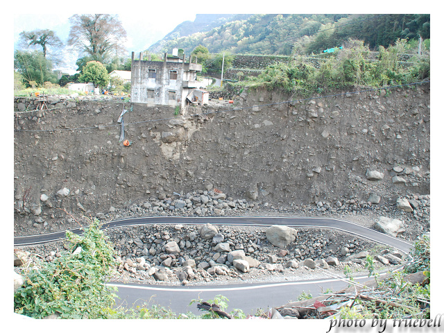 桐子林新鋪的柏油路