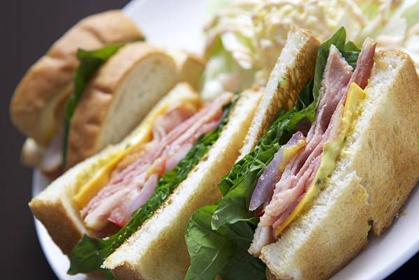 芥末培根三明治1.jpg 芥末培根三明治1.jpg