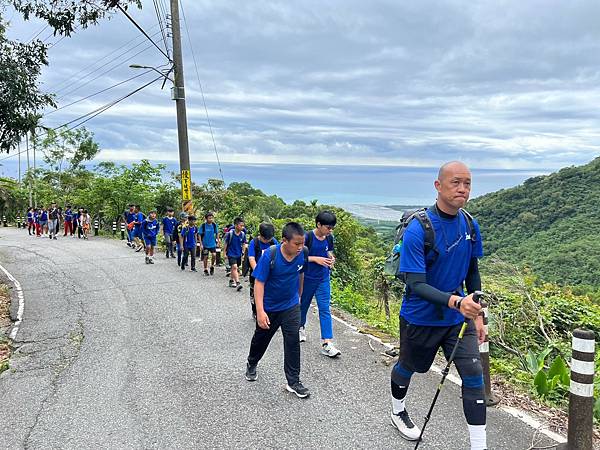 LINE_ALBUM_20231114大王國小第14屆金針山攻頂_231115_87
