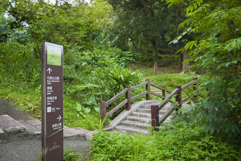 P1120715-.jpg P1120715-.jpg