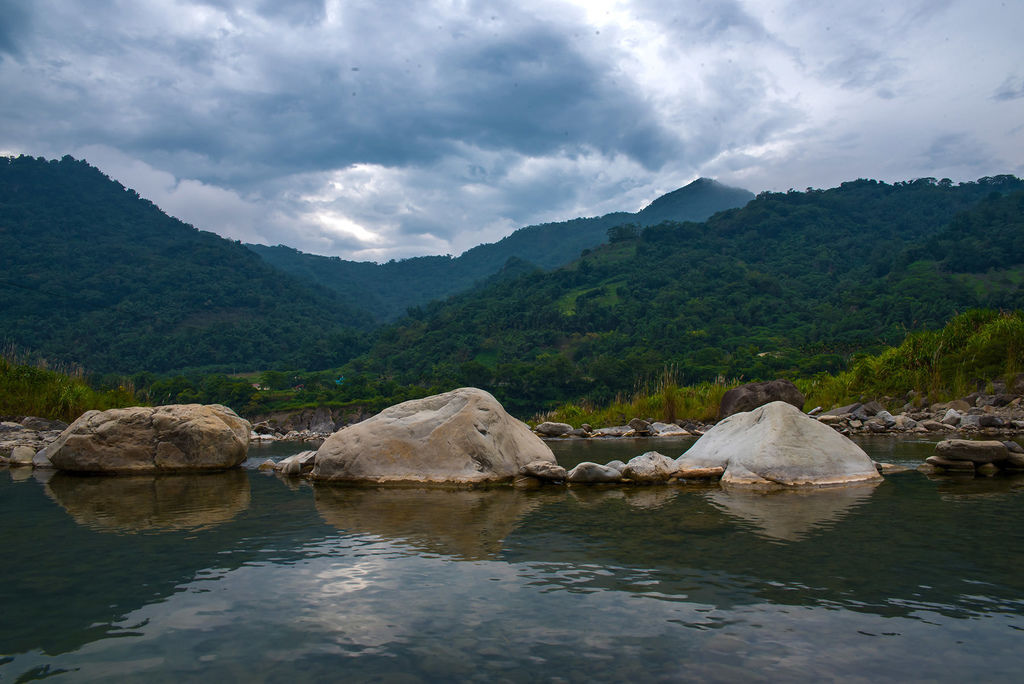 DSC_3892--.jpg DSC_3892--.jpg