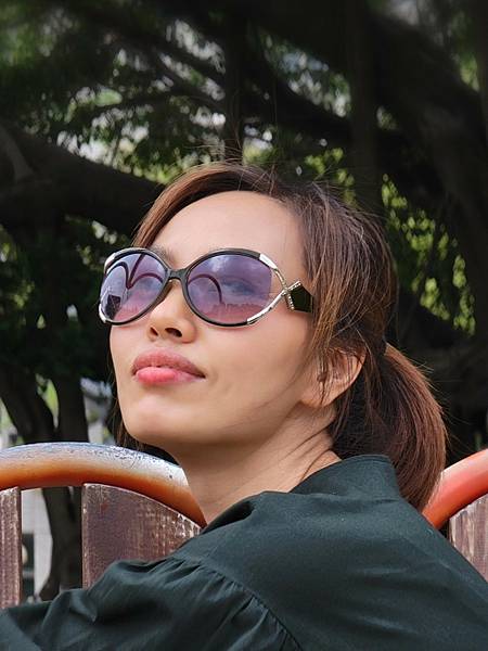 女人瘋了專輯_210420_126.jpg 女人瘋了專輯_210420_126.jpg