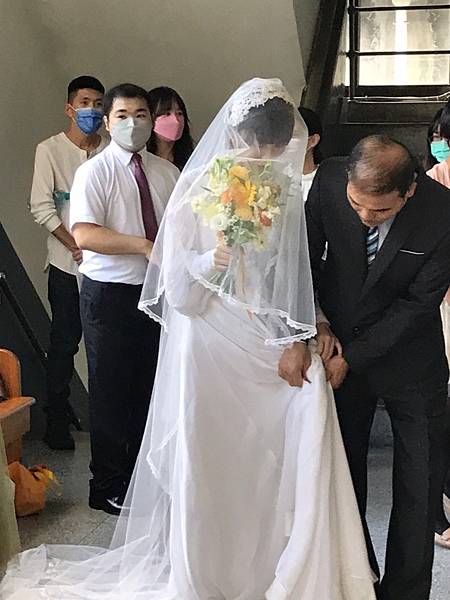 LINE_ALBUM_20221119偉峻與玲華結婚禮拜_221123_14.jpg