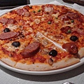 兩種綜合pizza