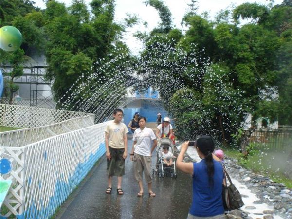 水中隧道