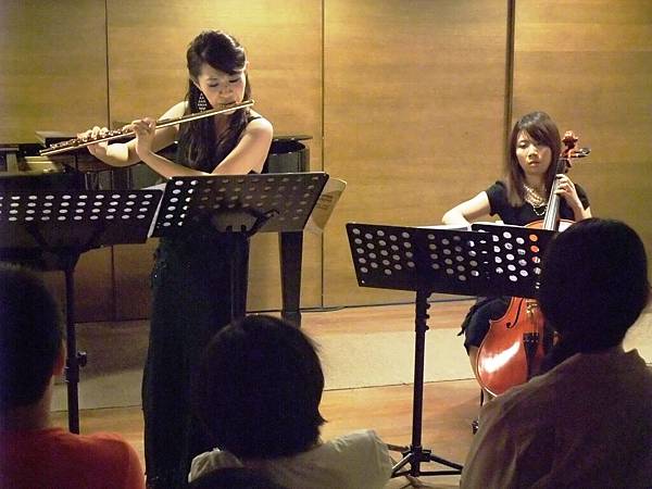 20100829-3華佩謎樣的貓長笛