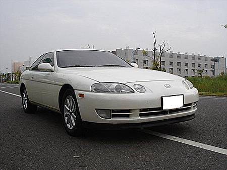 我的第四台愛車,也是在台灣的第一台車LEXUS SC400-1