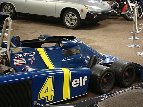 1976年史上唯一的六輪F1 Tyrrell R34-6