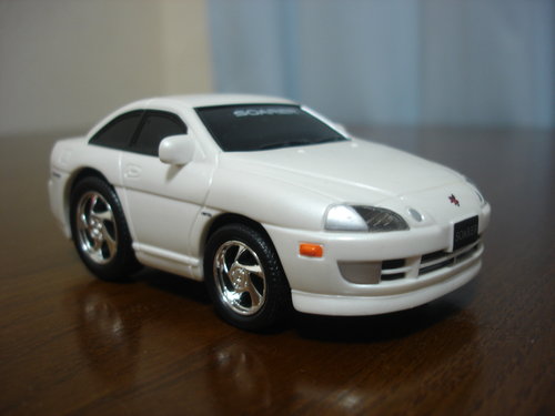 意外在網拍發現的Z30 SOARER小車-6