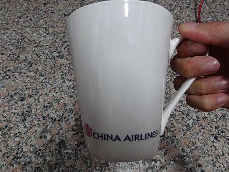 我的飛機收藏2-台南-香港首航及台北-名古屋首航紀念馬克杯 (5)