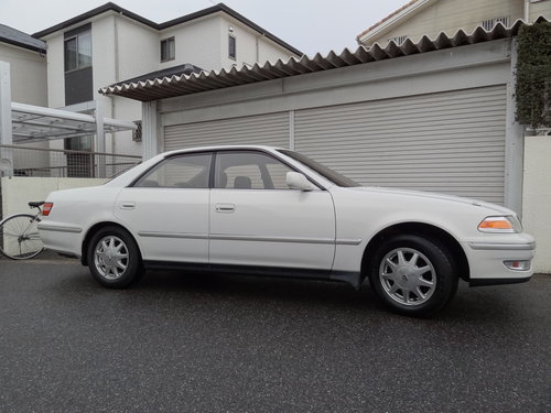 前車主買回來繳稅金用的TOYOTA MARKⅡ (4)