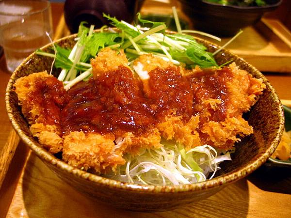 ソース鶏カツ丼