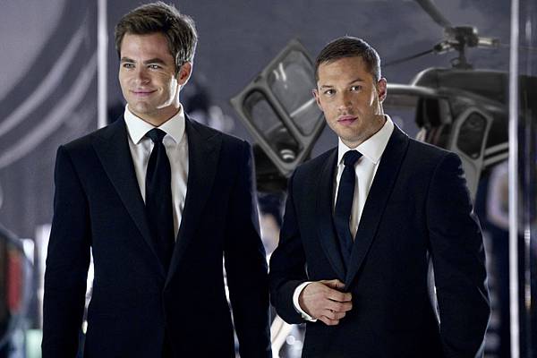 tom-hardy-chris-pine-this-means-war-still-12