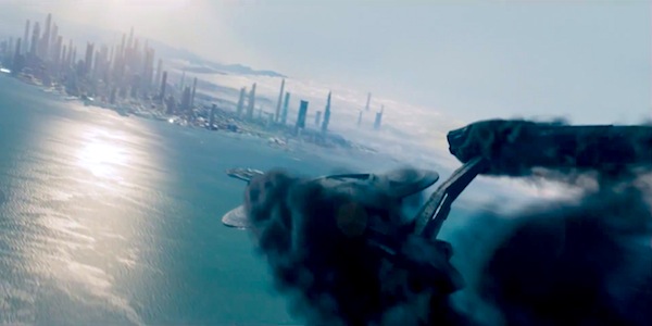 Star-Trek-Into-Darkness-trailer-USS-Vengeance-crash