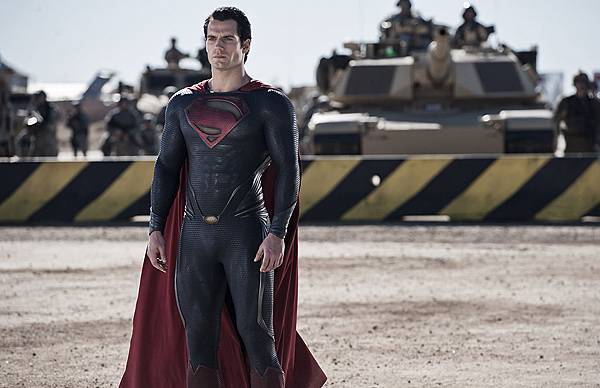 henry-cavill-man-of-steel-01-1024x662