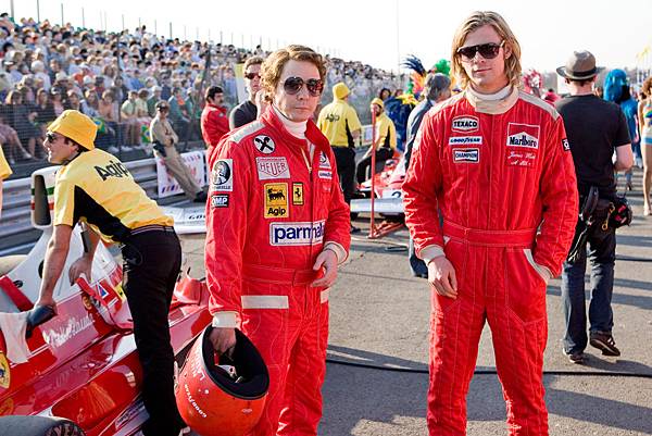 the-rush-movie-film-chris-hemsworth-daniel-bruhl.jpg